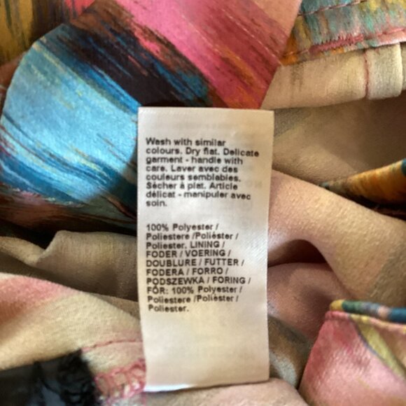 River Island Shorts Size 8P 8 Petite NWT Multi-Color Abstract Print - Picture 4 of 8